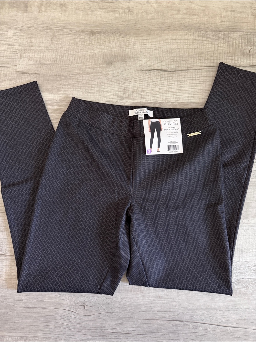 SALE ‼️  NWT leggings
